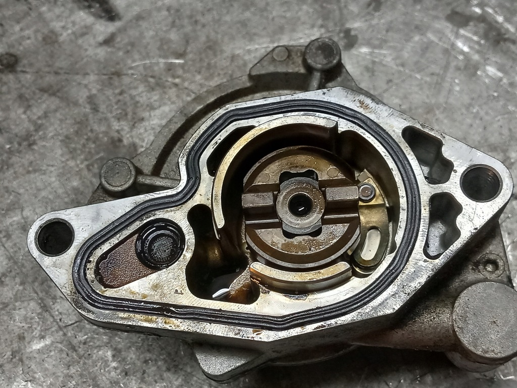 фото №1, 12632504 насос вакуум opel insignia 2,0t a20nft