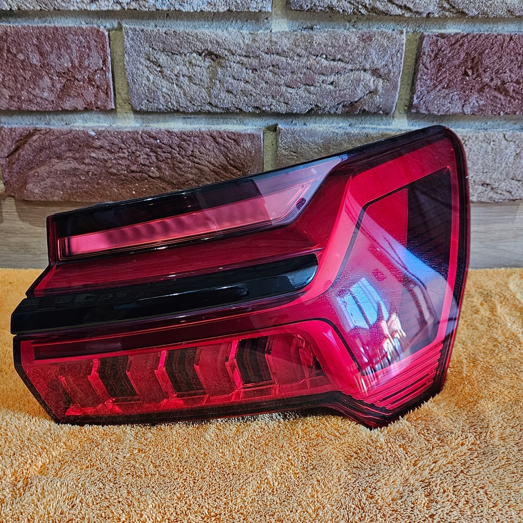 фото №1, Лампа audi a6 c8 4k5 idealna правая