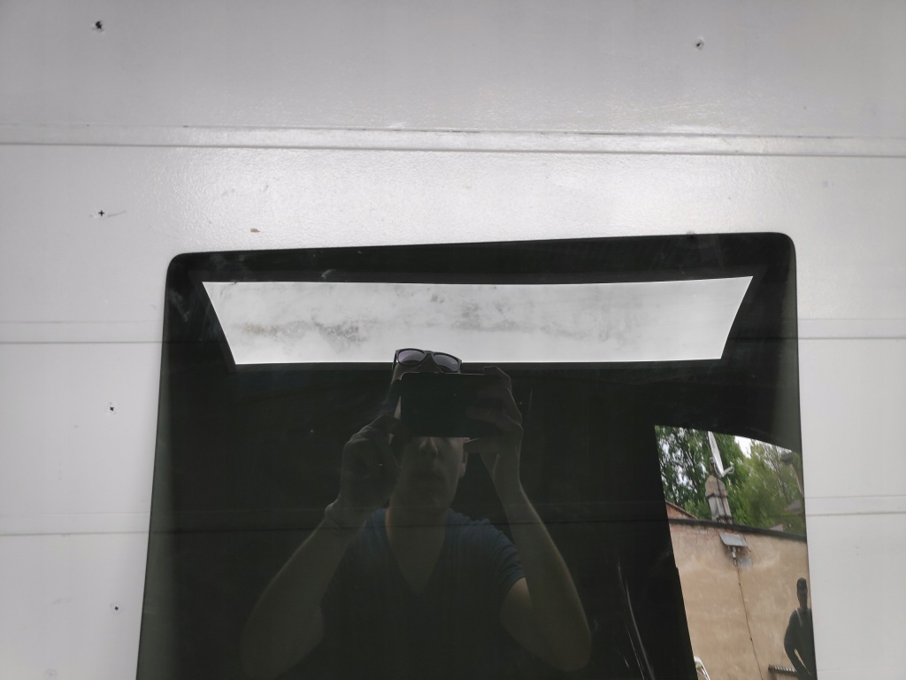 фото №5, Range rover sport l320 стекло боковая правый задняя