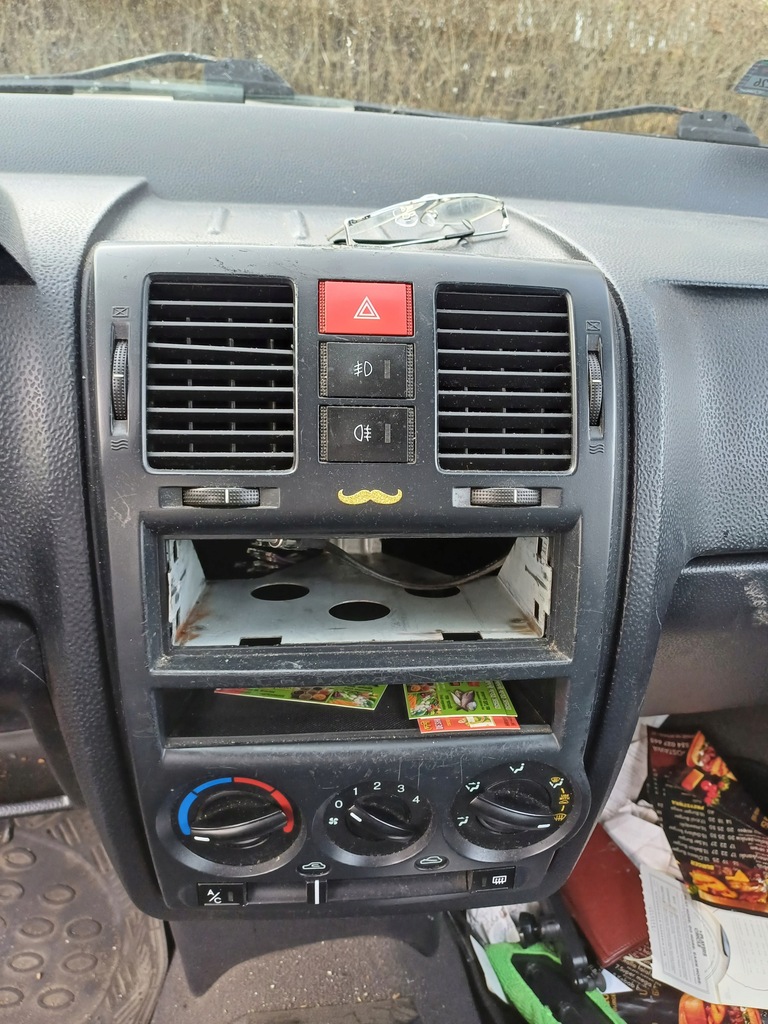 фото №10, Крышка багажника задняя стекло hyundai getz 2003-2007 спойлер foto 3 дверной