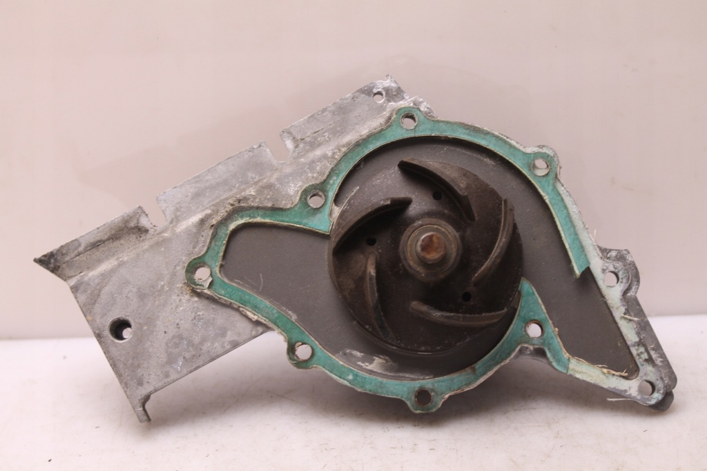 фото №1, Audi a4 b6 3,0 asn насос wody 06c121019d