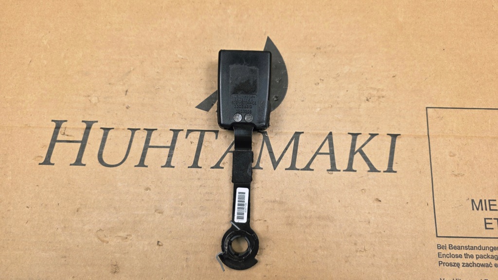 фото №4, Ford s-max mk1 galaxy mk3 06-12 r. клипса поперечина средний задняя center 2 ряд