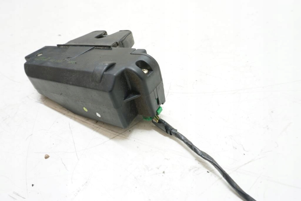 фото №3, Замок задний крышки citroen c5 i