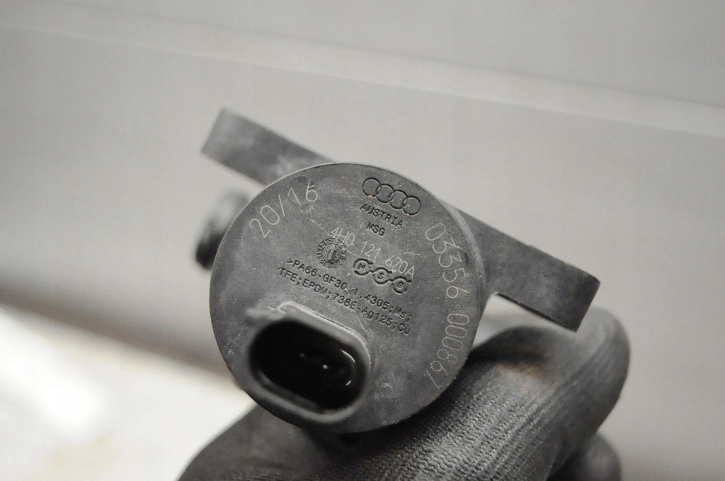 фото №5, Audi a8 s8 d4 4h 4h0121670a насоса wody