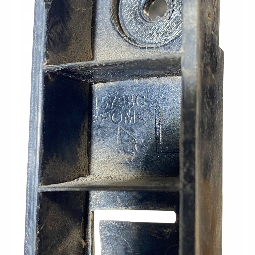 фото №8, Dodge charger 2017 задняя сторона левая элементы крепёжные