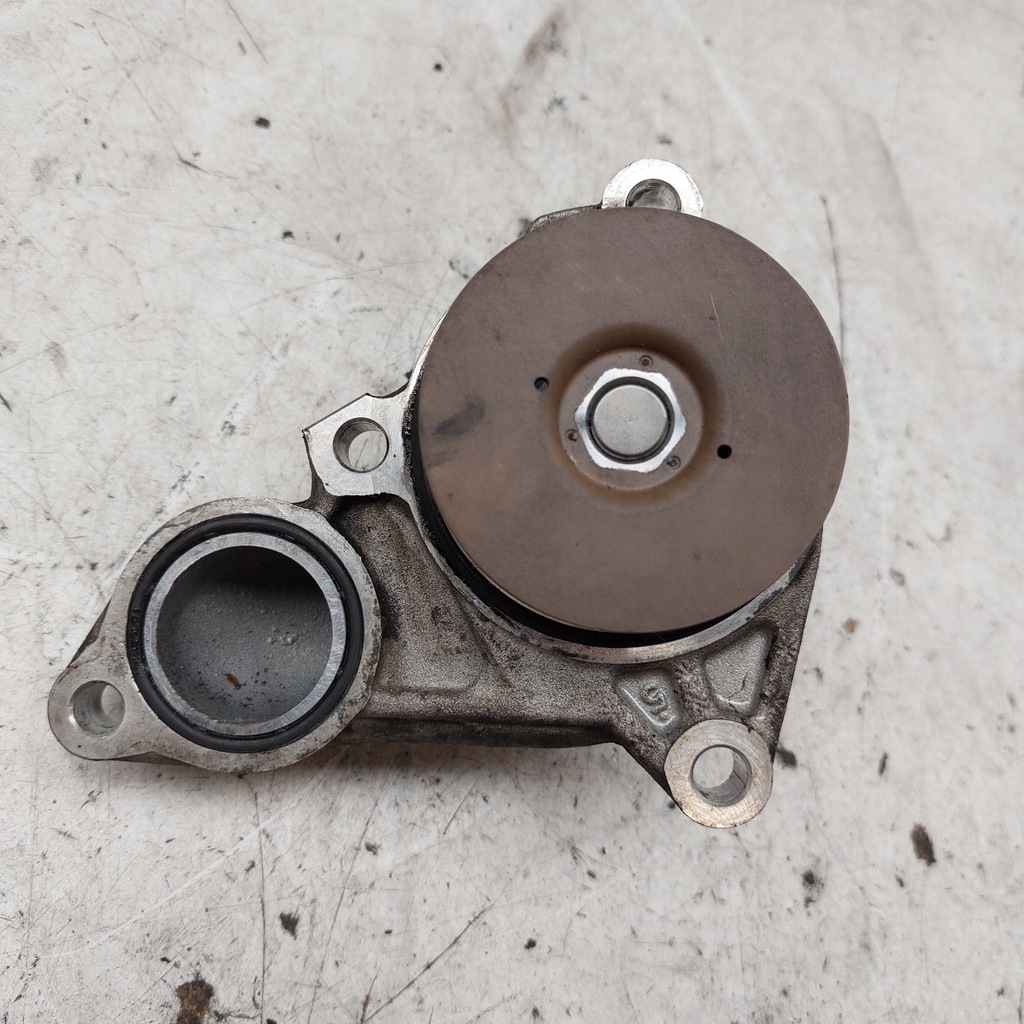 фото №1, Hyundai ix35 1,7 crdi 2013 насос wody nowa