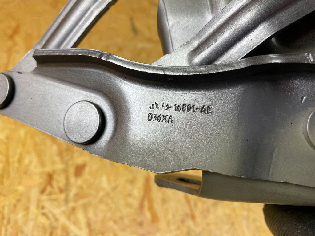 фото №9, Петля капот піротехнічний патрон лівий jaguar xe x760 gx73-16801-ae 2015-