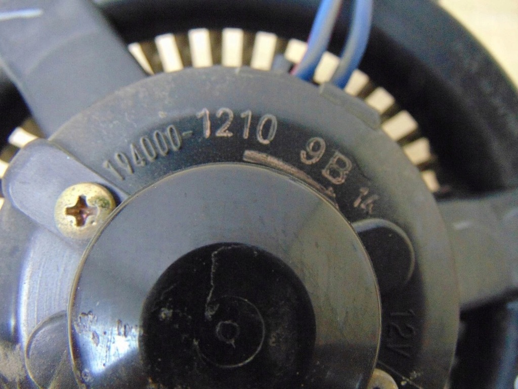 фото №4, Повітродувка обігрівача toyota yaris i 1 europa