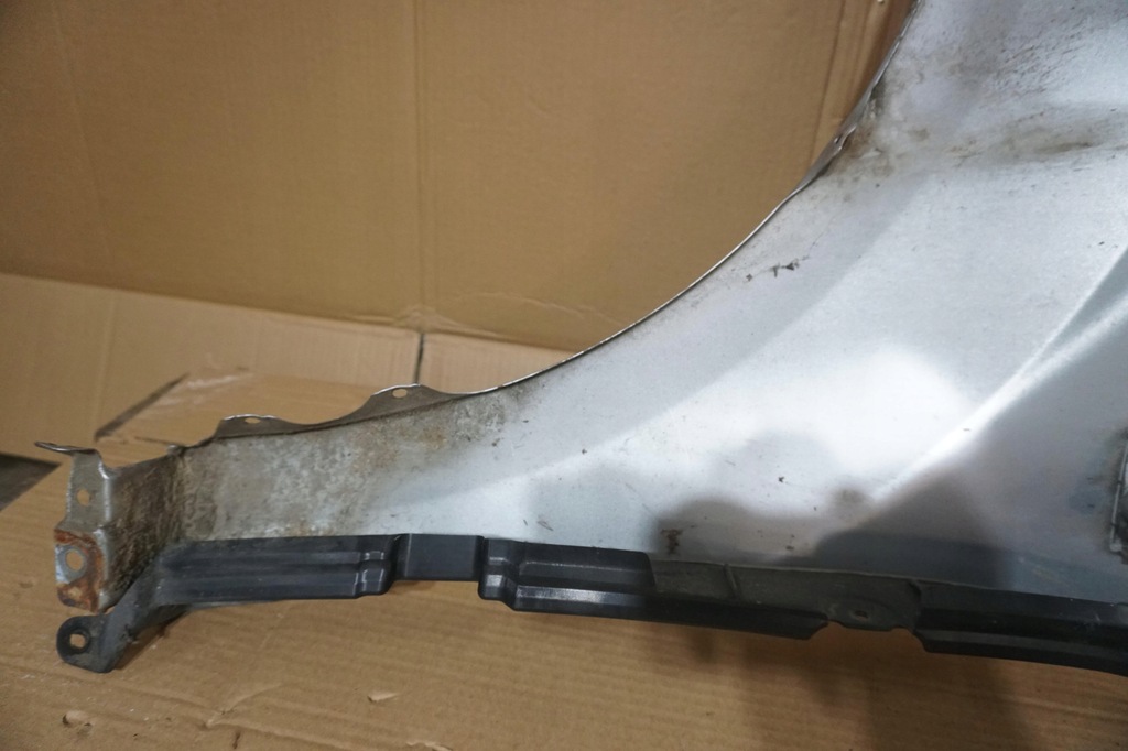 фото №13, Mitsubishi outlander ii крыло передний правый a31 srebry 2008-2012rok nr211