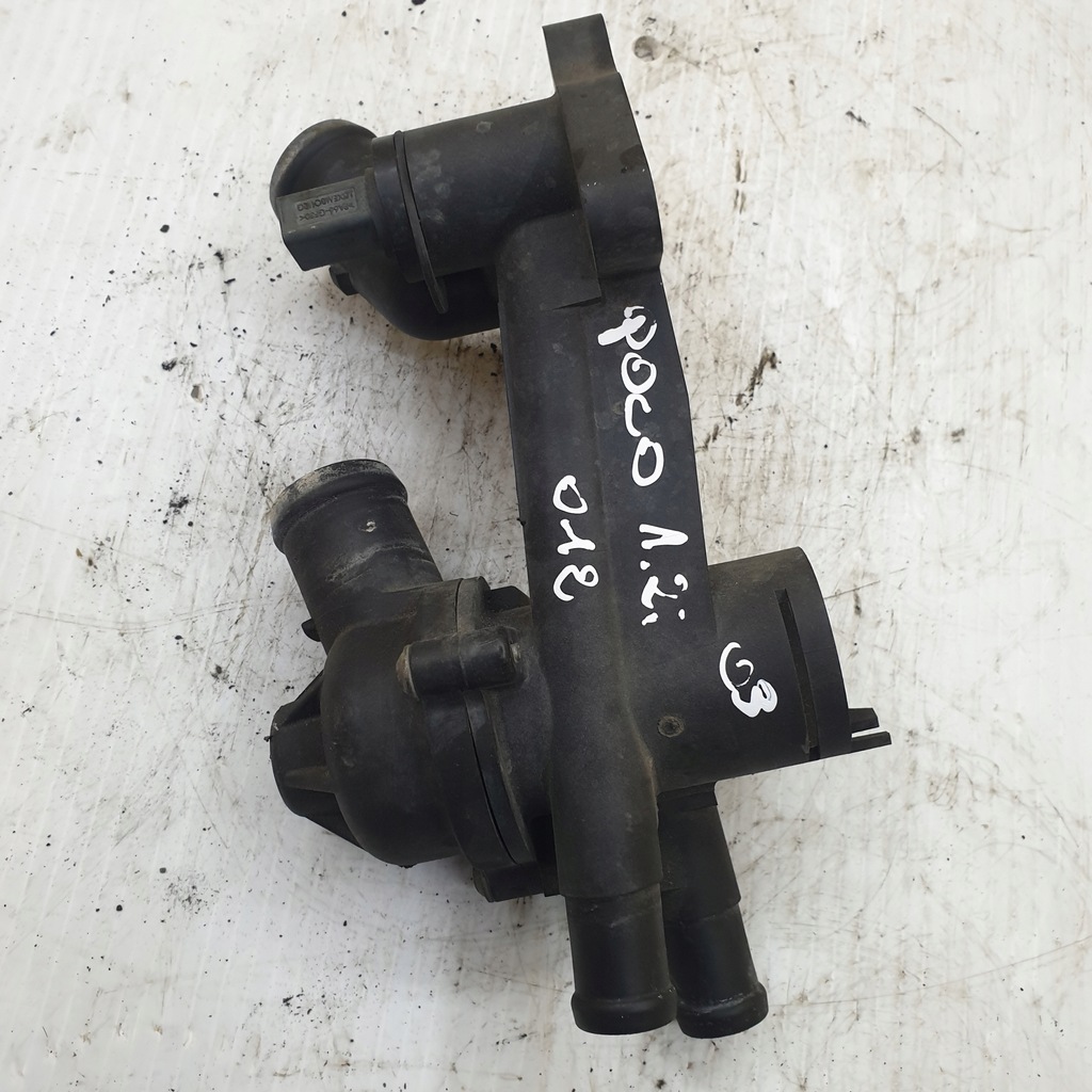 фото №8, Корпус термостата vw polo 9n 1.2 03c121111b