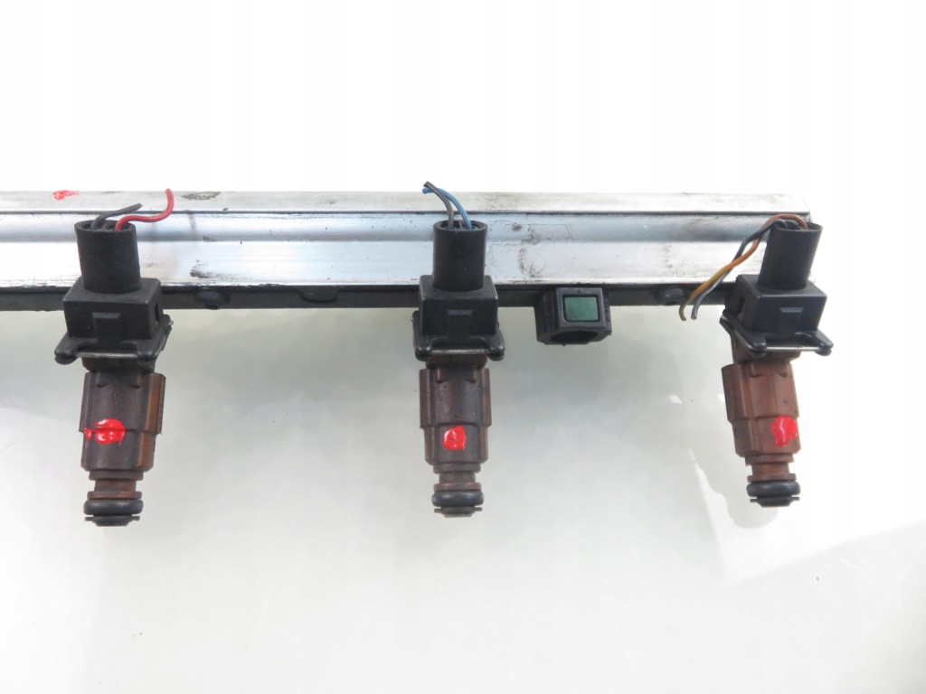 Молдинг впрыскная volvo s80 i 2.0 t 9186340 0280155831 9186942 b 5204 t5 Цена