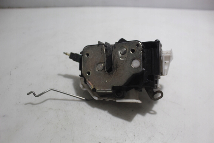 фото №3, Замок левый перед дверь alfa romeo 159