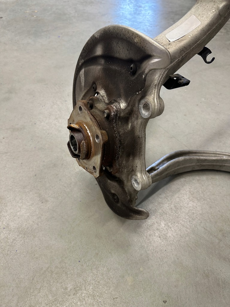 фото №4, Поворотний кулак ліва лівий перед комплектна важіль важелі q5 sq5 80a idealna 24r