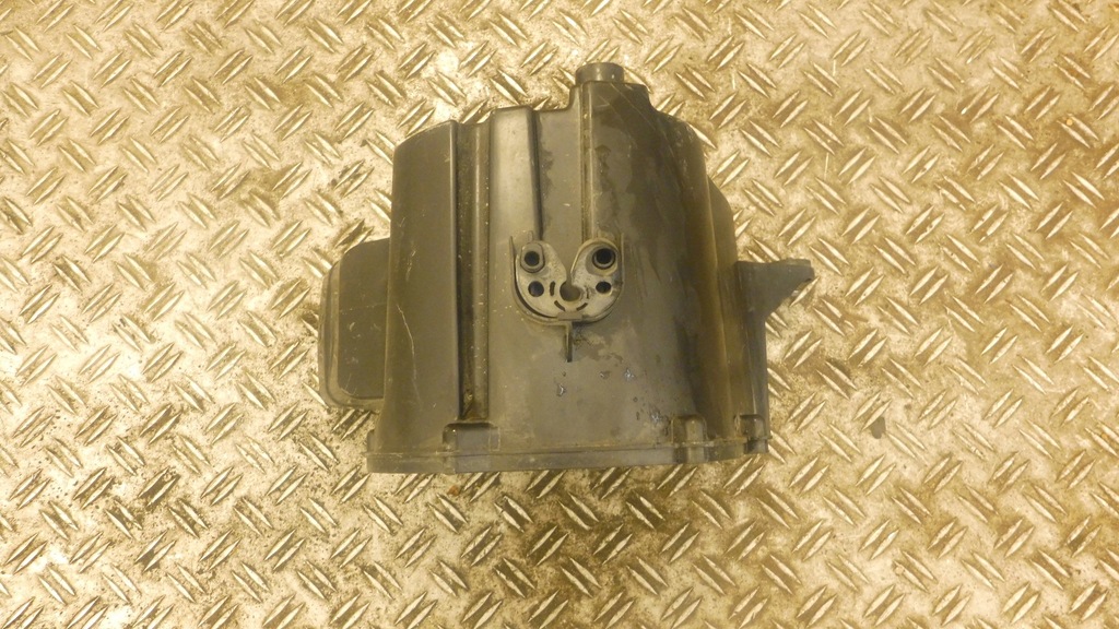 фото №3, Корпус фільтра повітря skoda rapid