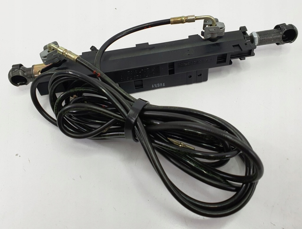 Купить Привод амортизатор крыша правый mercedes r171