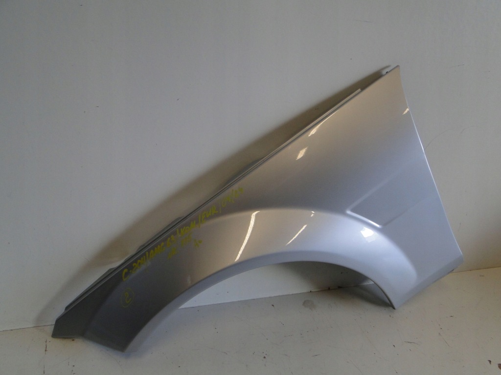 фото №7, Mercedes c klasa 204 w204 крыло передний левый 63 amg 775 a2048800718