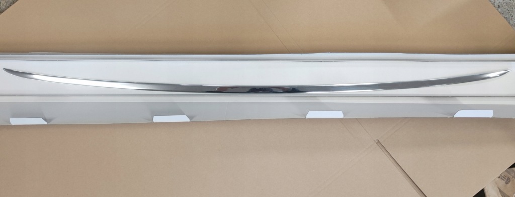 фото №1, Хром крышки багажника vw touareg iii 760071360