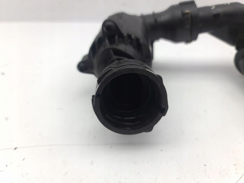 фото №5, Audi a4 s4 b9 2017 корпус термостатов