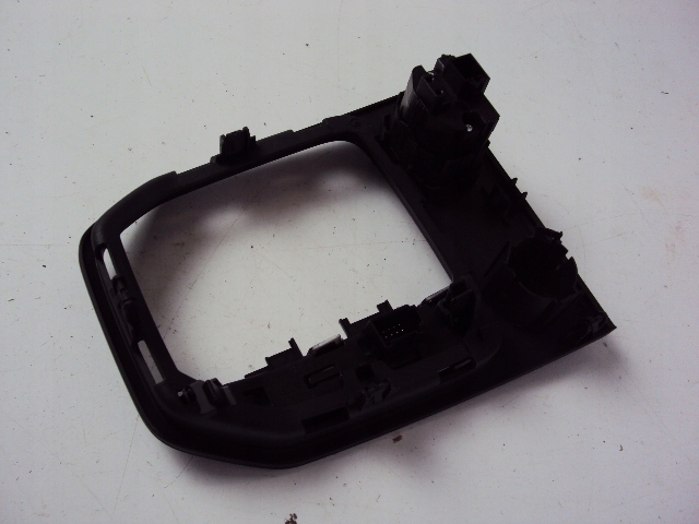 фото №4, Панель рамка передач audi a1 ii 82a 20 r