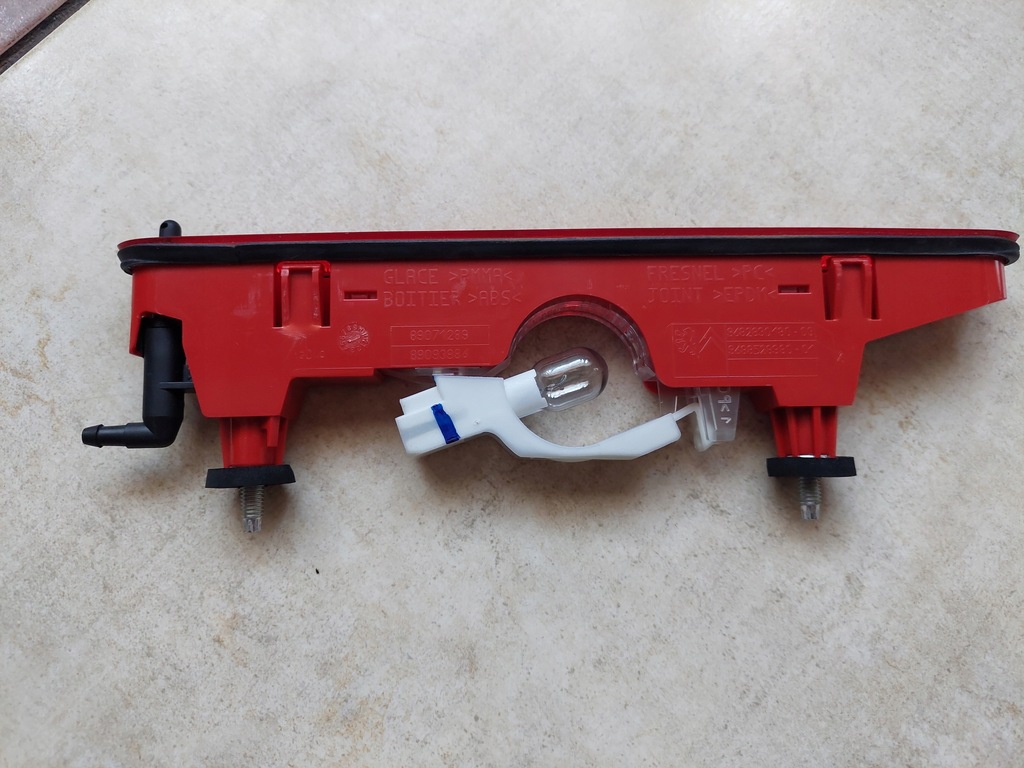 фото №5, Третій світло стоп - opel combo e - life