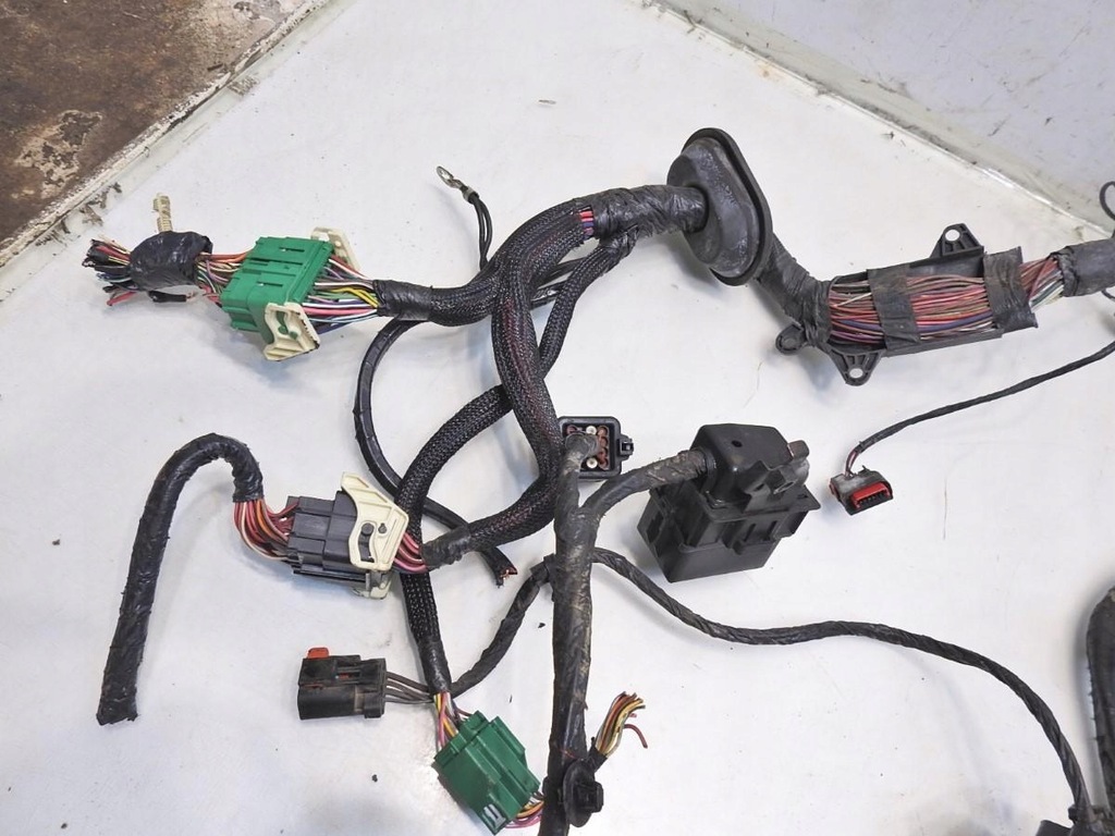 фото №7, Электропроводка отсек двигателя sebring iii 2.0 crd