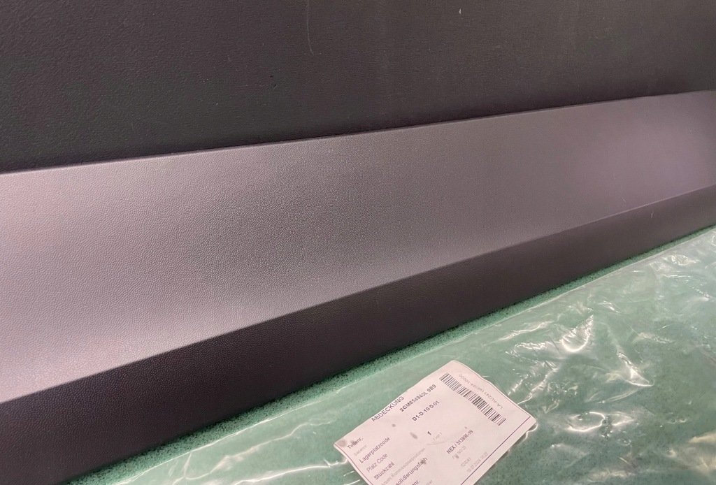 фото №3, Vw t-roc t-cross молдинг дверь правый перед 2gm854940l nowa