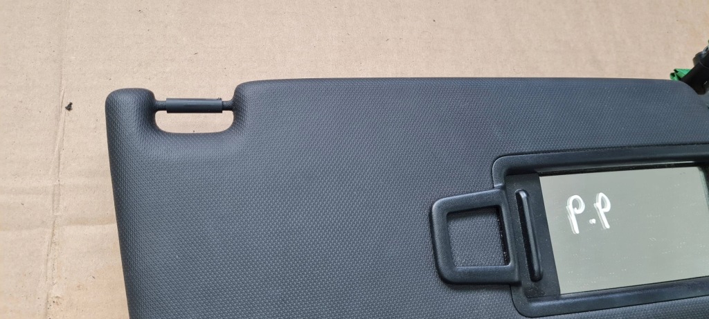 Q3 83a накладка сонцезахисна козирок права правий перед sline 83a857552f Зі Шроту