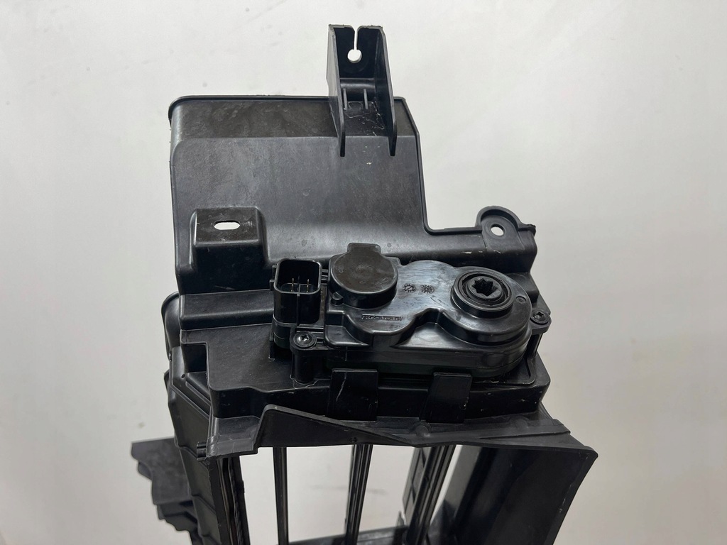 фото №9, Жалюзи впуск воздуха kia sportage 5 v 21- 86961r2000