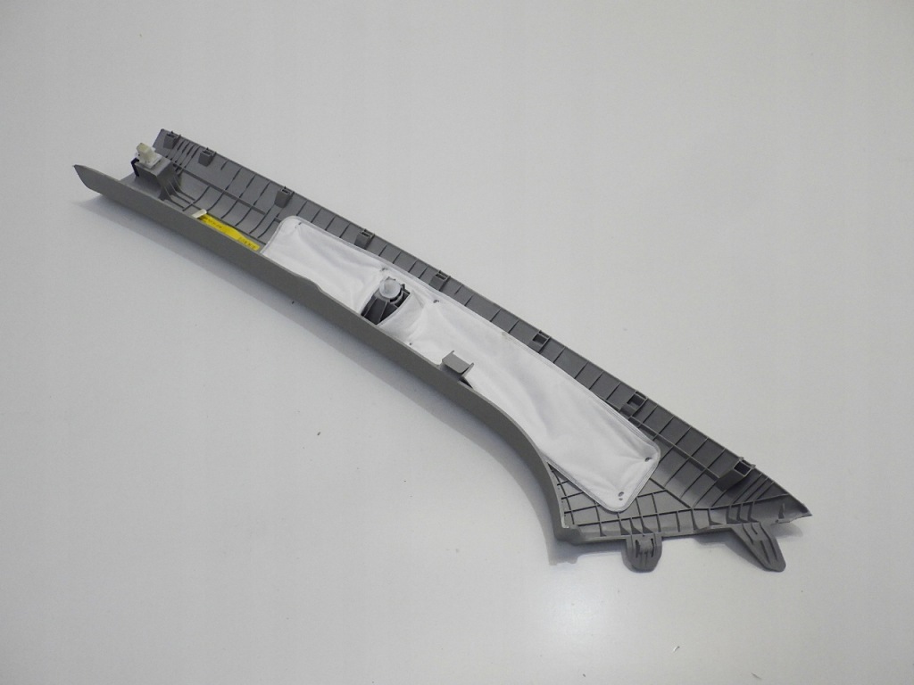 фото №4, Bayon 2022 słona обшивка стойка перед правая