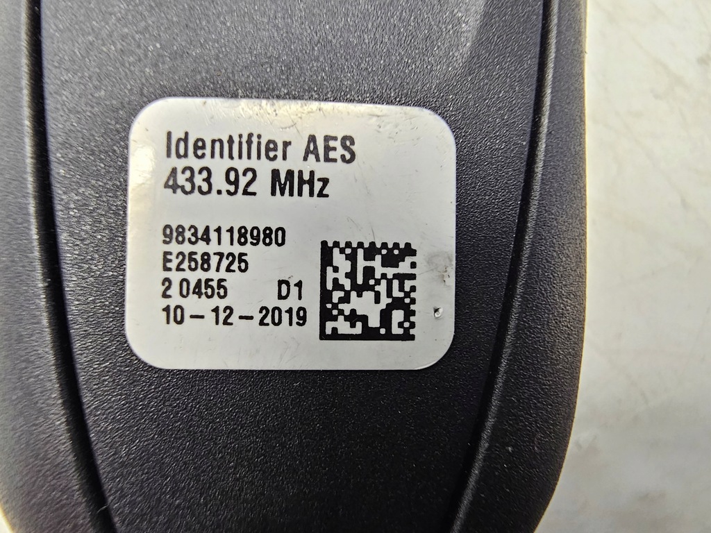 фото №4, Pilot ключ peugeot 208 2008 expert iv #3389