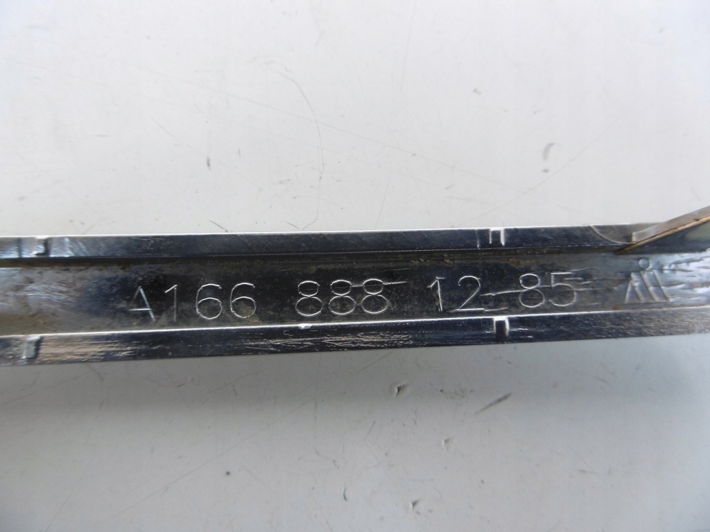 Молдинг хром решётка решетка mercedes ml gl w166 a1668881285 Цена