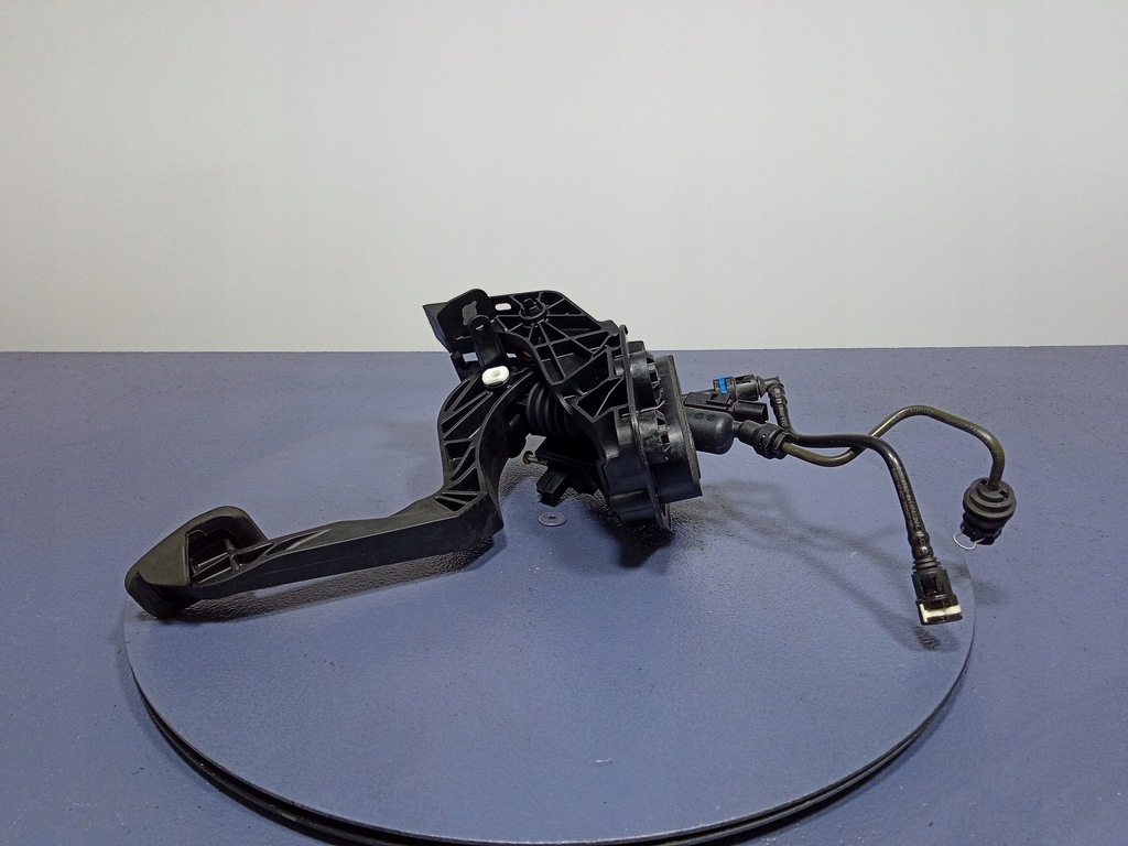фото №4, Ford puma mk2 педаль зчеплення h1bc-7b633-c1g