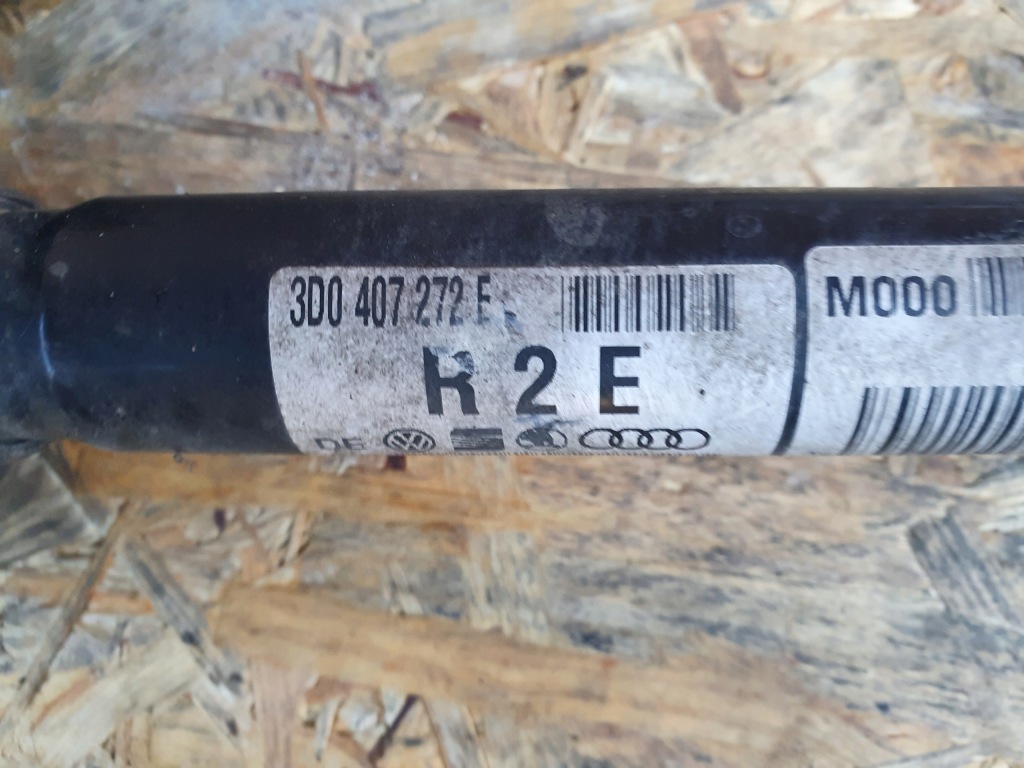 Привідний вал шарнір лівий правий 4.2 3d0407271f 3d0407272f в Україні