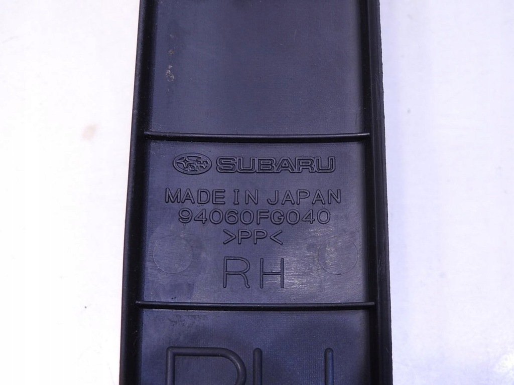 фото №7, Молдинг защита порог правый перед forester iii