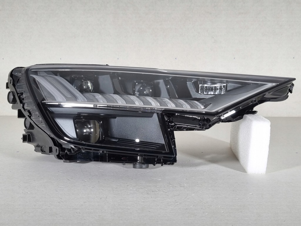 фото №1, Audi q8 4m8 sq8 full led matrix лампа правая перед