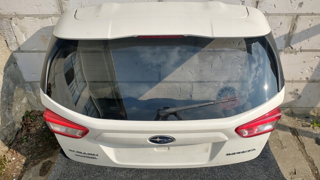 фото №1, Subaru impreza v крышка багажника багажника