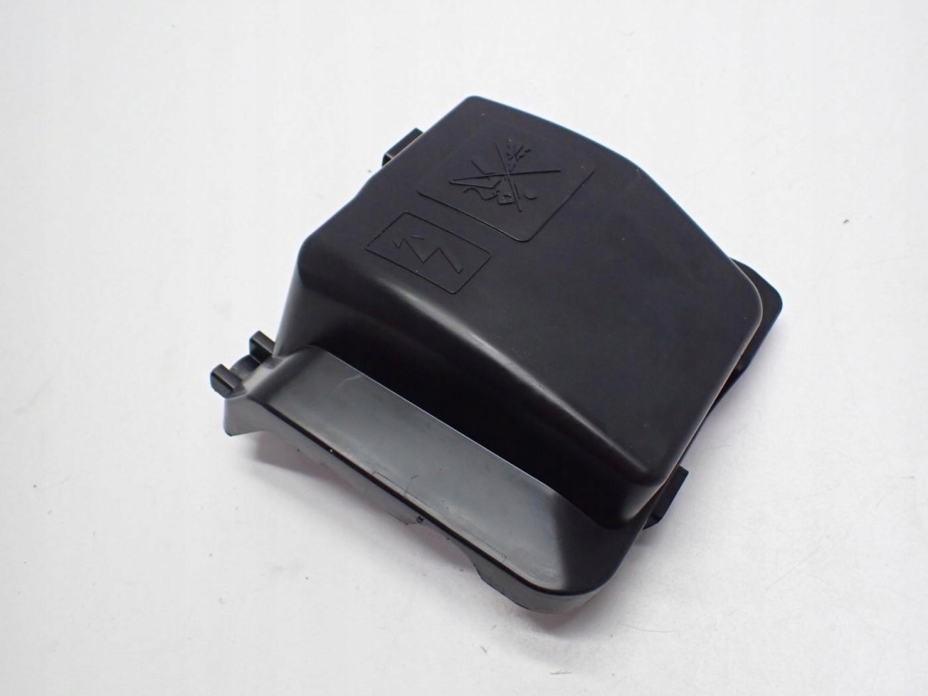 Купить Крышка защита предохранителей 243825499r renault captur 18r