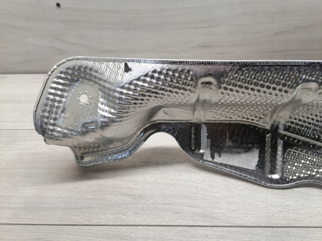 фото №7, Mercedes w177 захист теплова вихлоп 7510353aa