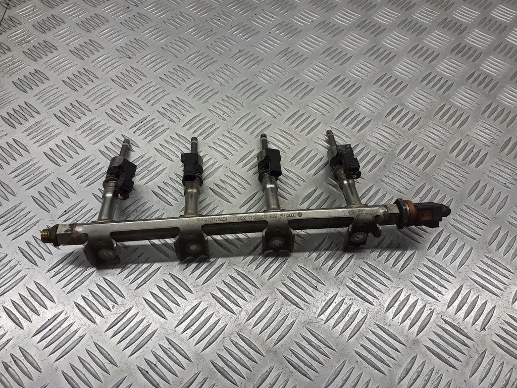 фото №1, Молдинг впрыскная skoda fabia ii 1.2 03f133320c