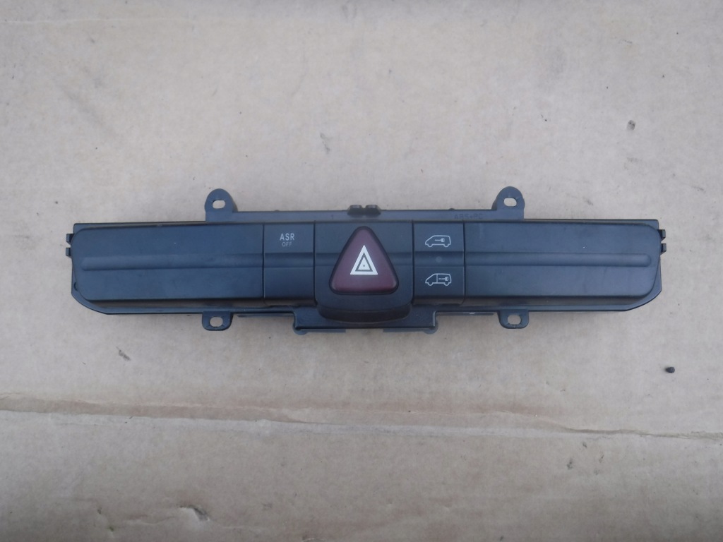 фото №1, Панель переключателей vw crafter mercedes sprinter 9065454107
