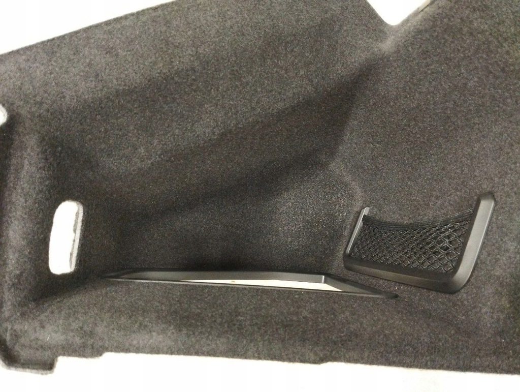 фото №5, Porsche taycan 9j1 2023 нижний панель бардачка колеса запасного 9j1868223g