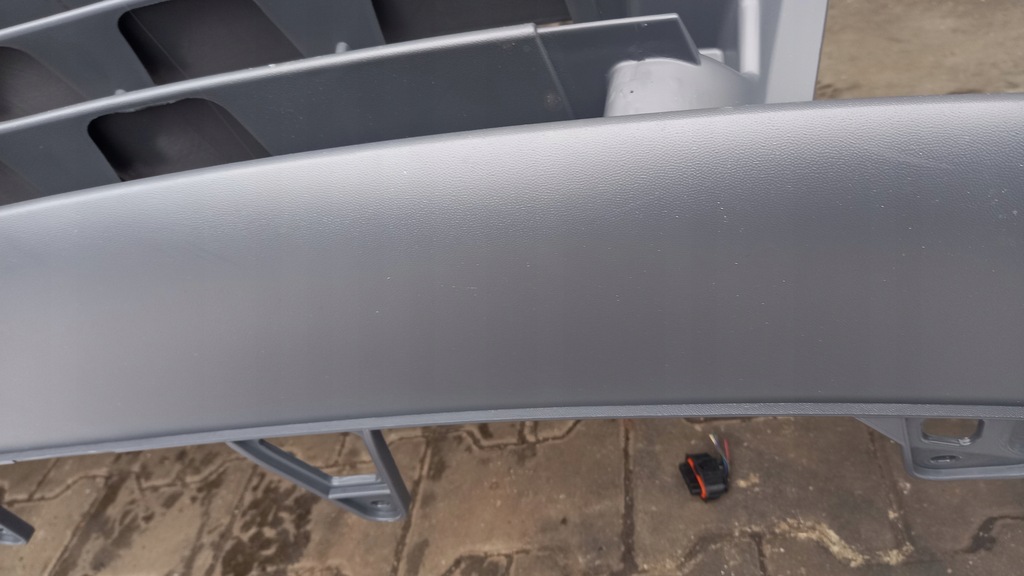 фото №11, Бампер перед vw caddy 04-10r