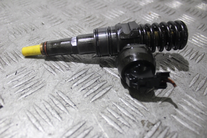 фото №1, Насос-форсунки насос-форсунка skoda fabia ii 1.4tdi