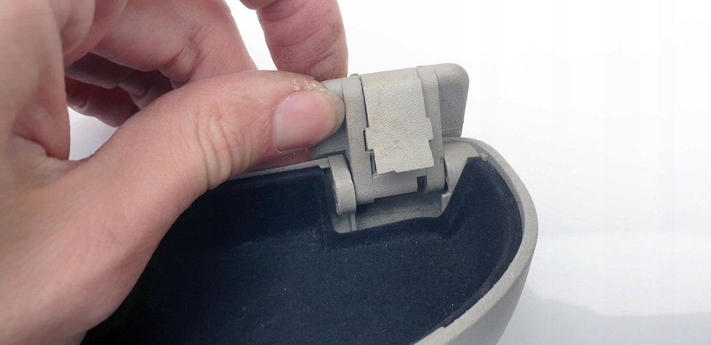 фото №11, Opel astra h corsa c meriva a suzuki ignis ii бардачок na накладки на фари gm