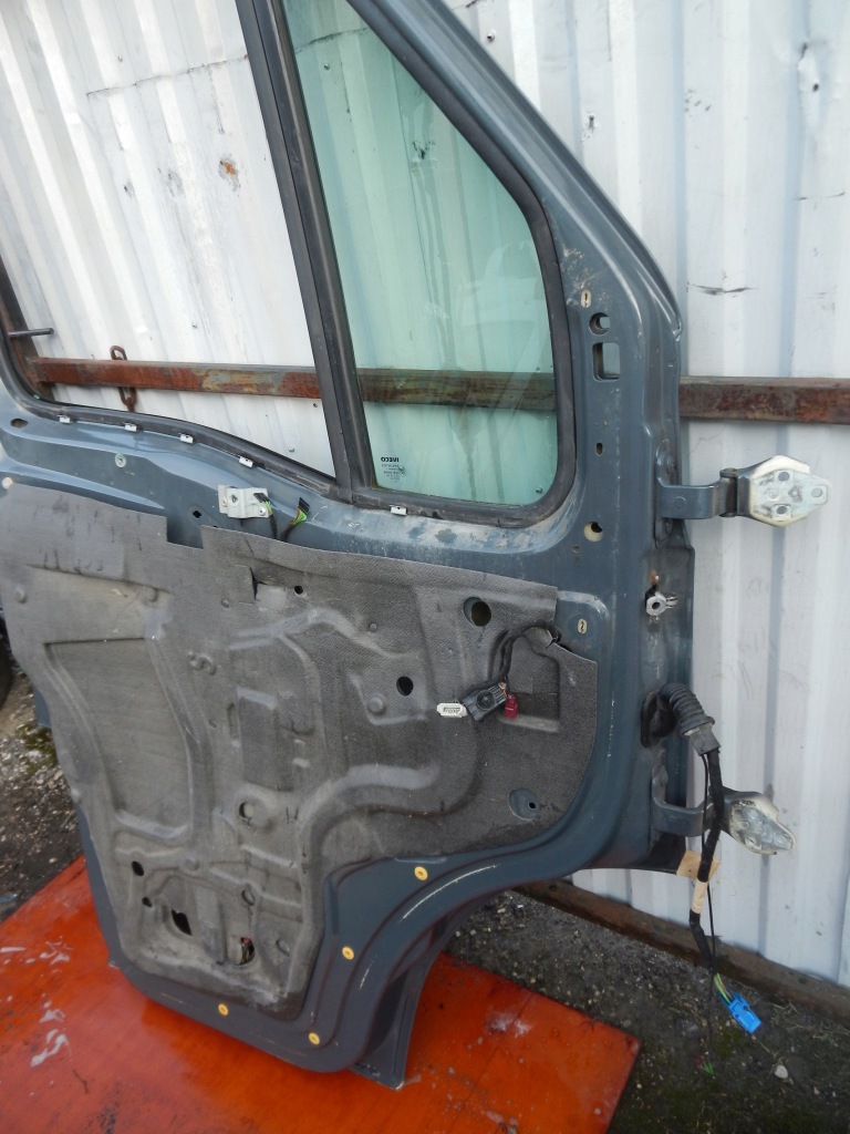 фото №13, Дверь левая перед iveco daily 12r 06-14r