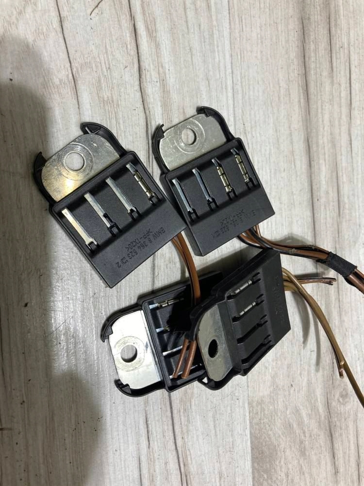 фото №1, Штекер колодка bmw 8364523