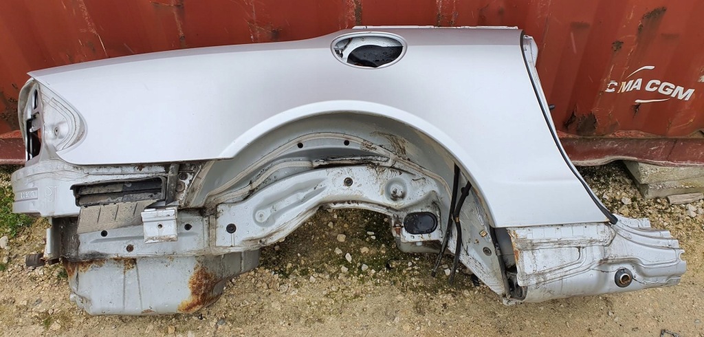 фото №1, Чверть крила правий задня 744 mercedes sl r230