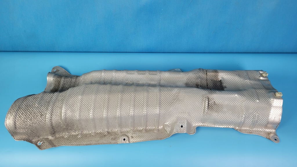 фото №7, Bmw 3’ g21 2.0d 19r защита изоляция тепловая бака топлива 7428153