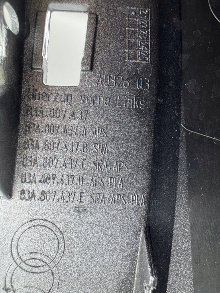 Бампер передній audi q3 s-line sprysk 4xpdc lz7g 83a807437 Зі Шроту