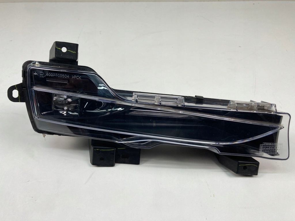 фото №1, Протитуманна фара правий drl tesla 3 lift y